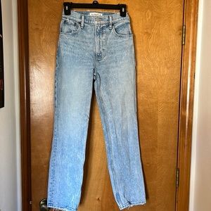 90’s straight ultra high rise light wash jeans (24 short)